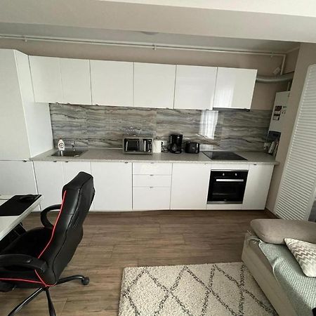 Sea View Apartament Lägenhet Mamaia Exteriör bild